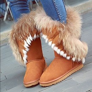 aphnus fur boots